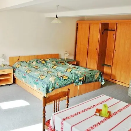 Bari Tanya 3* Kisnána